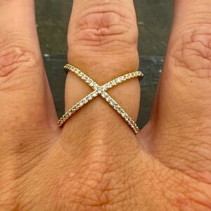 “Diamond/Gold” Criss-cross Ring sz 8